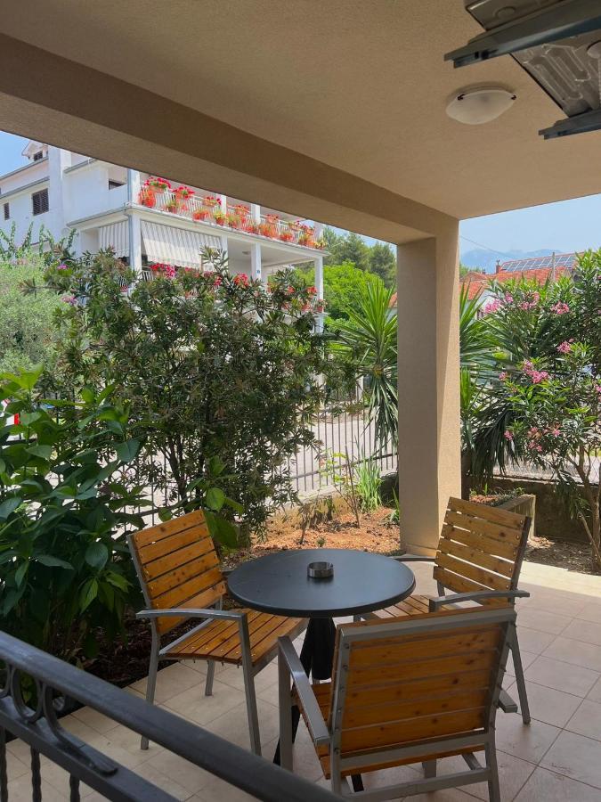 Apartmani Bekonja Tivat Exterior photo