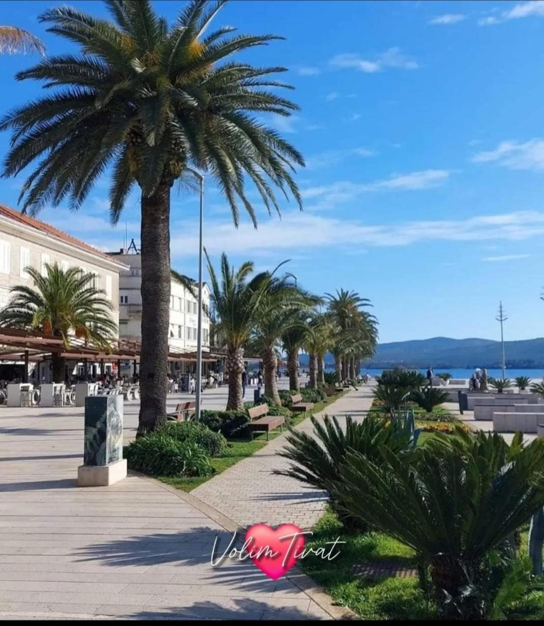 Apartmani Bekonja Tivat Exterior photo